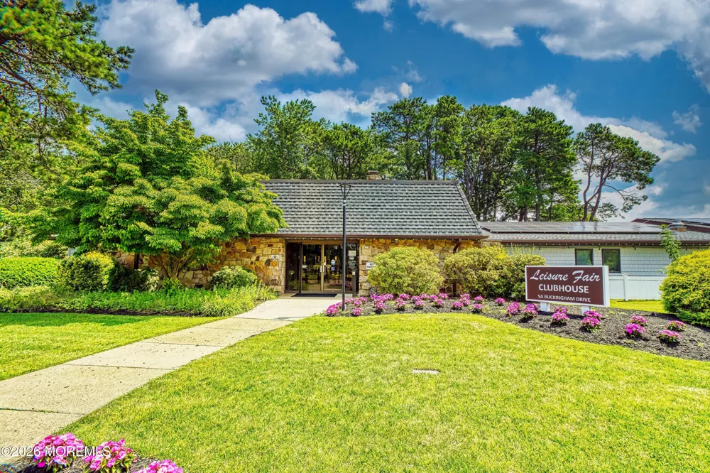 34 Cambridge Circle Manchester, NJ 08759