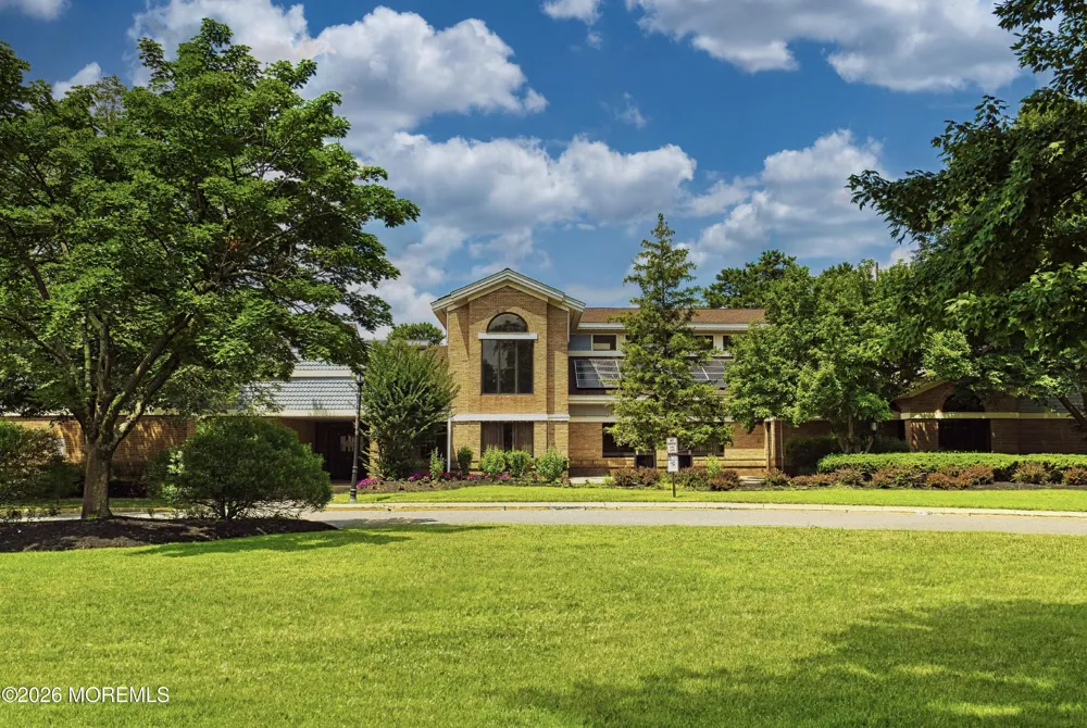 34 Cambridge Circle Manchester, NJ 08759