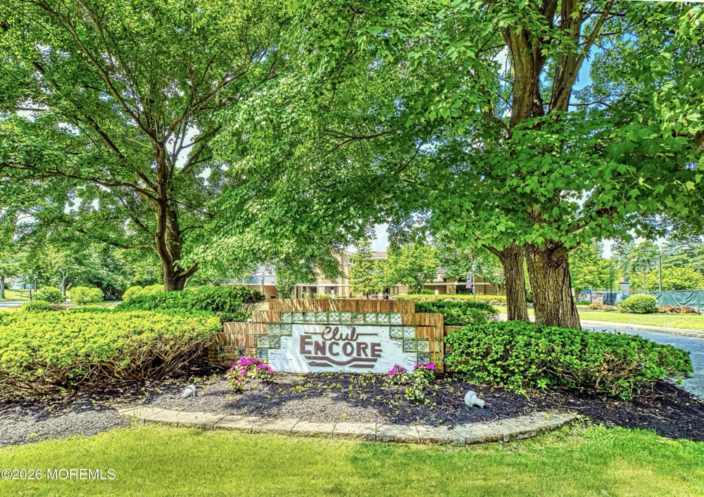 34 Cambridge Circle Manchester, NJ 08759