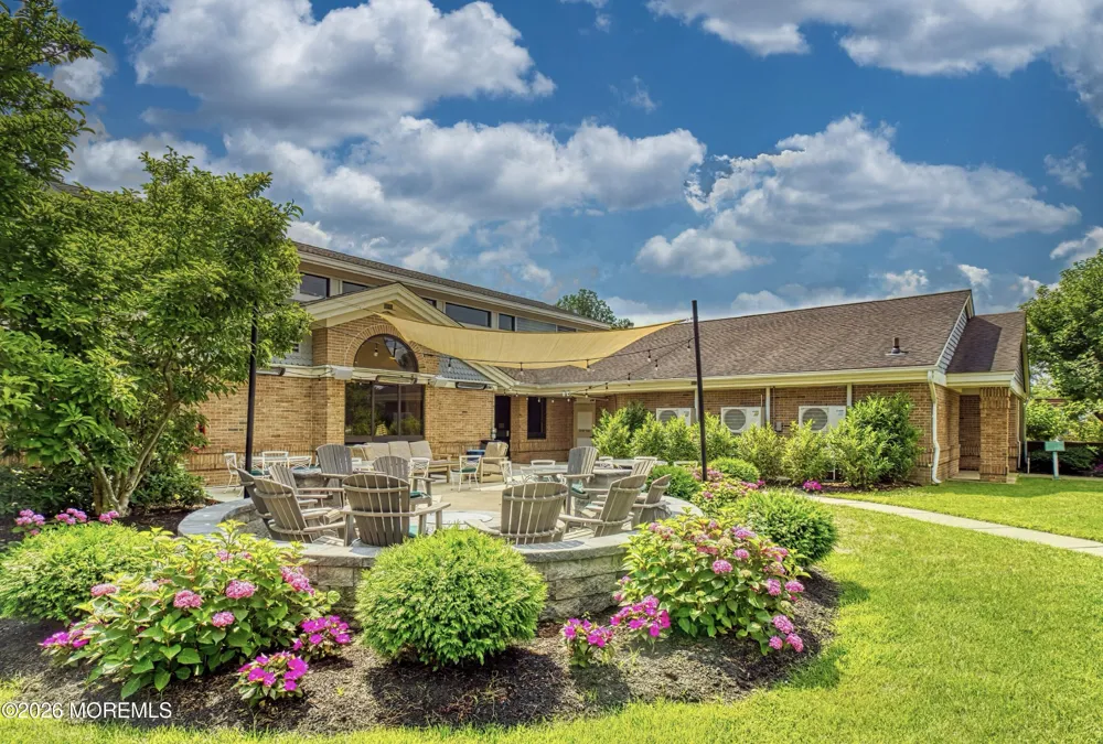 34 Cambridge Circle Manchester, NJ 08759