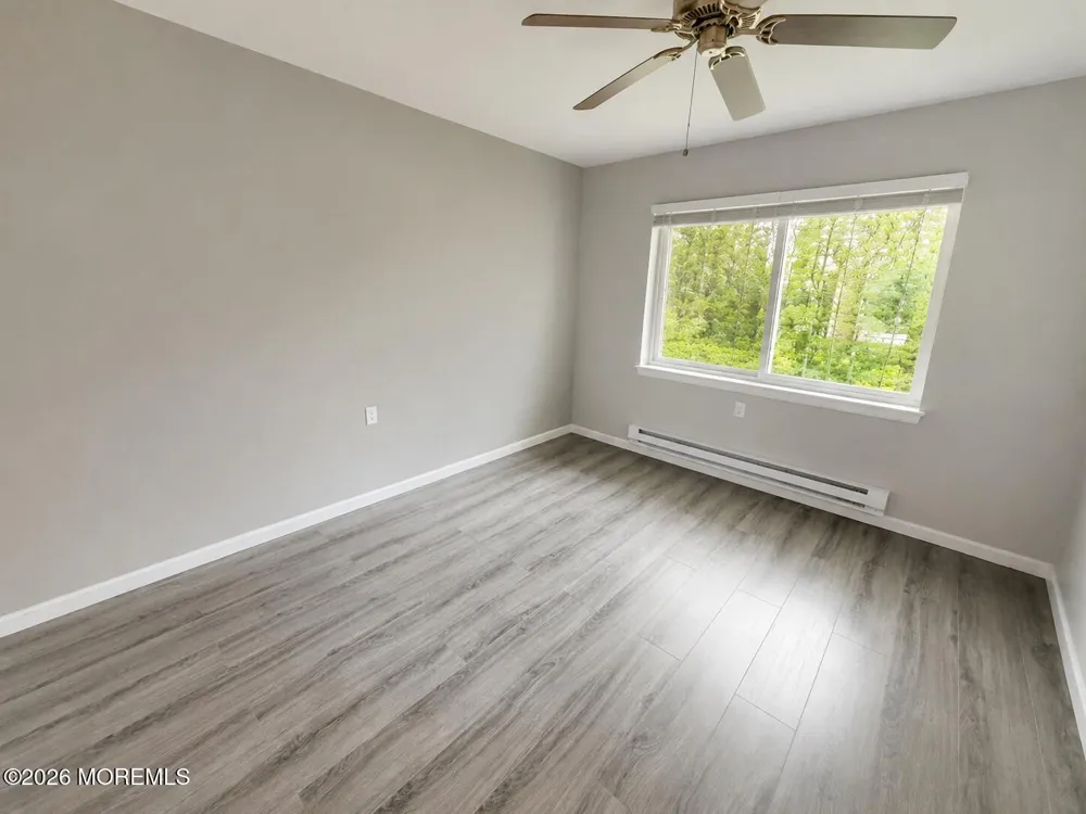 34 Cambridge Circle Manchester, NJ 08759