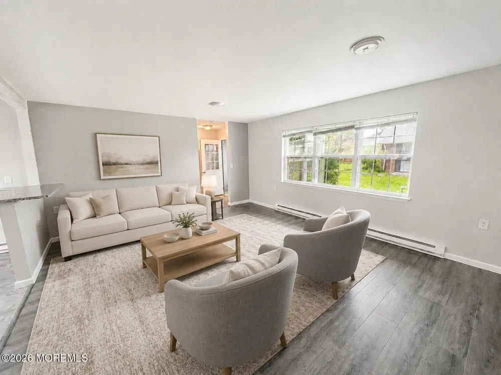 34 Cambridge Circle Manchester, NJ 08759