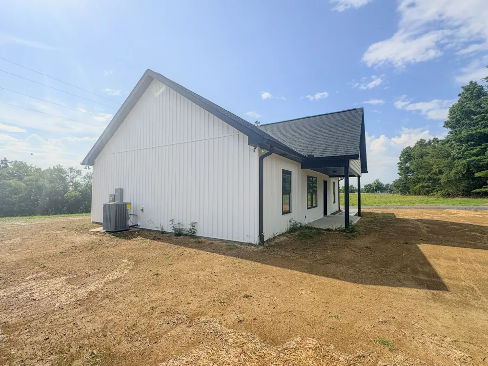 4701 Scottsville Rd Lafayette, TN 37083