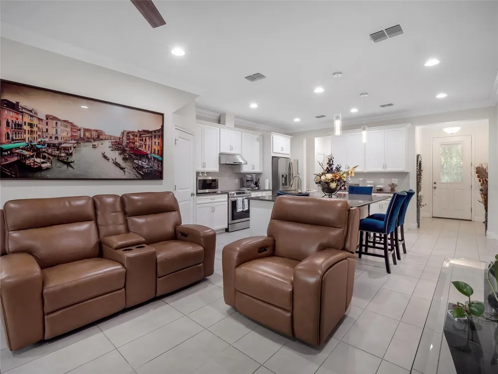 14309 PONDHAWK LANE Tampa, FL 33625