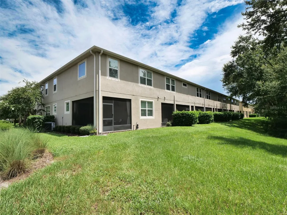 14309 PONDHAWK LANE Tampa, FL 33625
