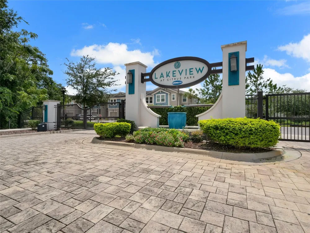 14309 PONDHAWK LANE Tampa, FL 33625