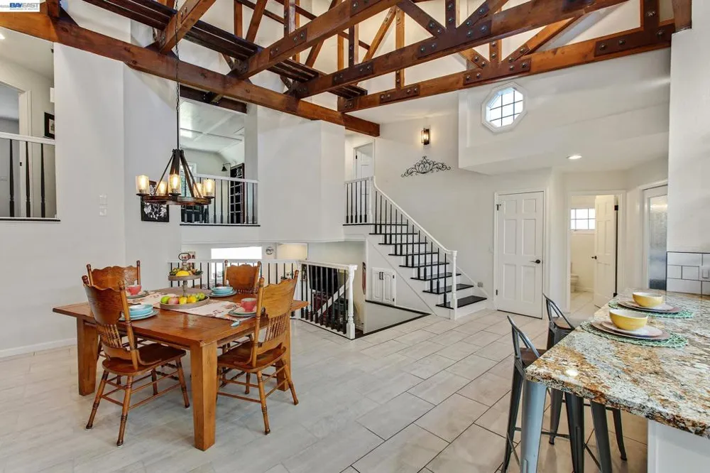 1932 College Ave Livermore, CA 94550