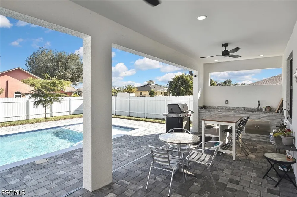 SE 2nd Avenue Cape Coral, FL 33990