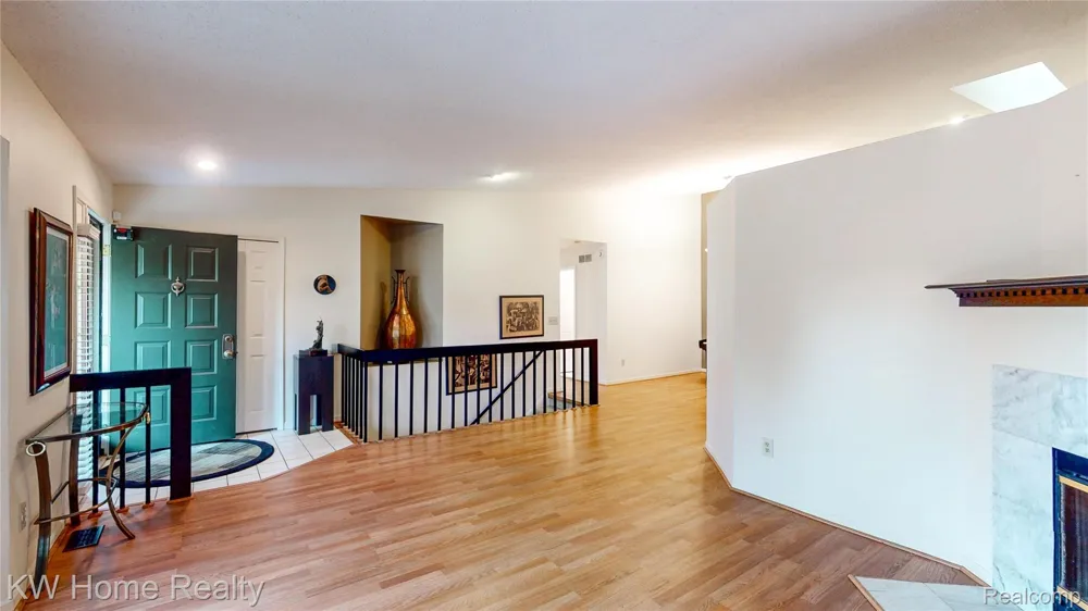 38608 Chessington Farmington Hills City, MI 48331