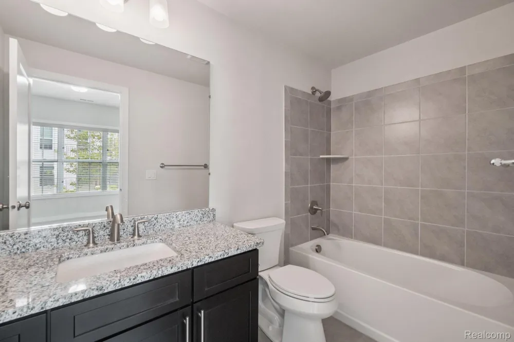 2845 Hardwick Road Ann Arbor City, MI 48105