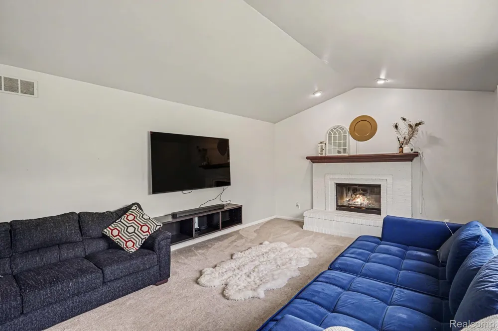 25932 Cobblers Lane Lyon Charter Township, MI 48178