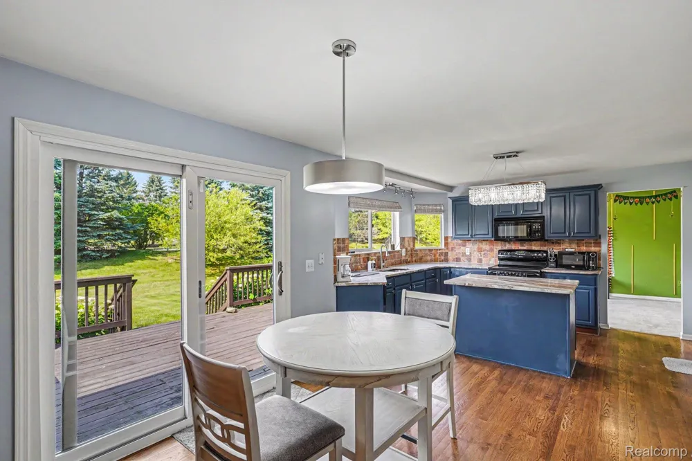 25932 Cobblers Lane Lyon Charter Township, MI 48178