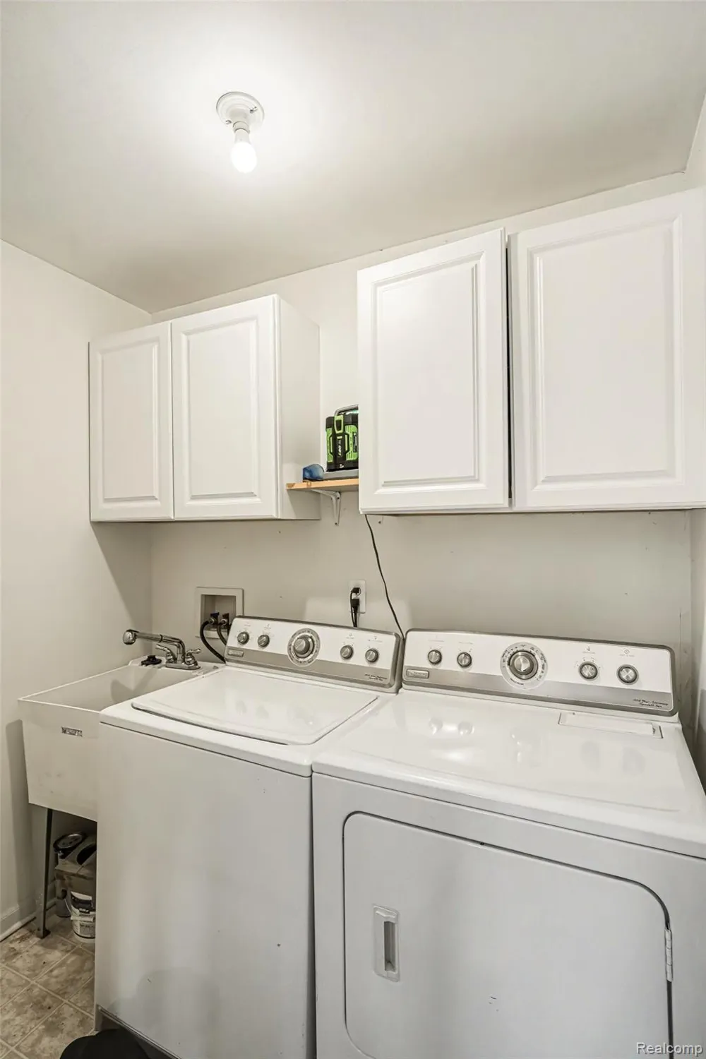 25932 Cobblers Lane Lyon Charter Township, MI 48178