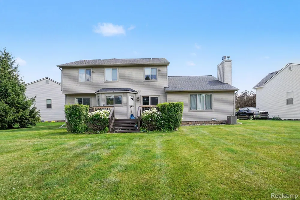 25932 Cobblers Lane Lyon Charter Township, MI 48178