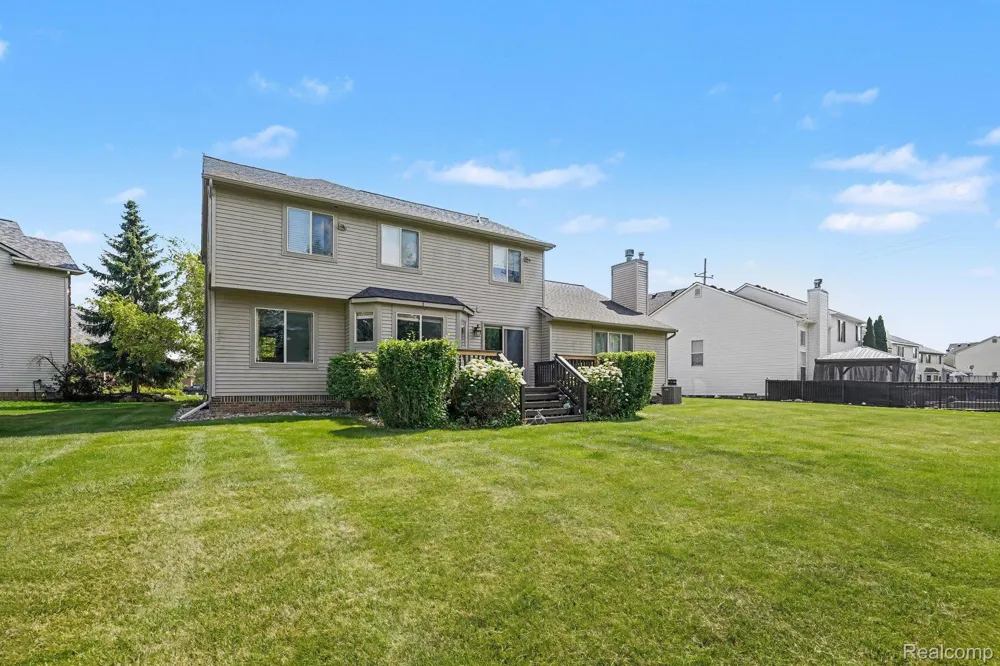 25932 Cobblers Lane Lyon Charter Township, MI 48178