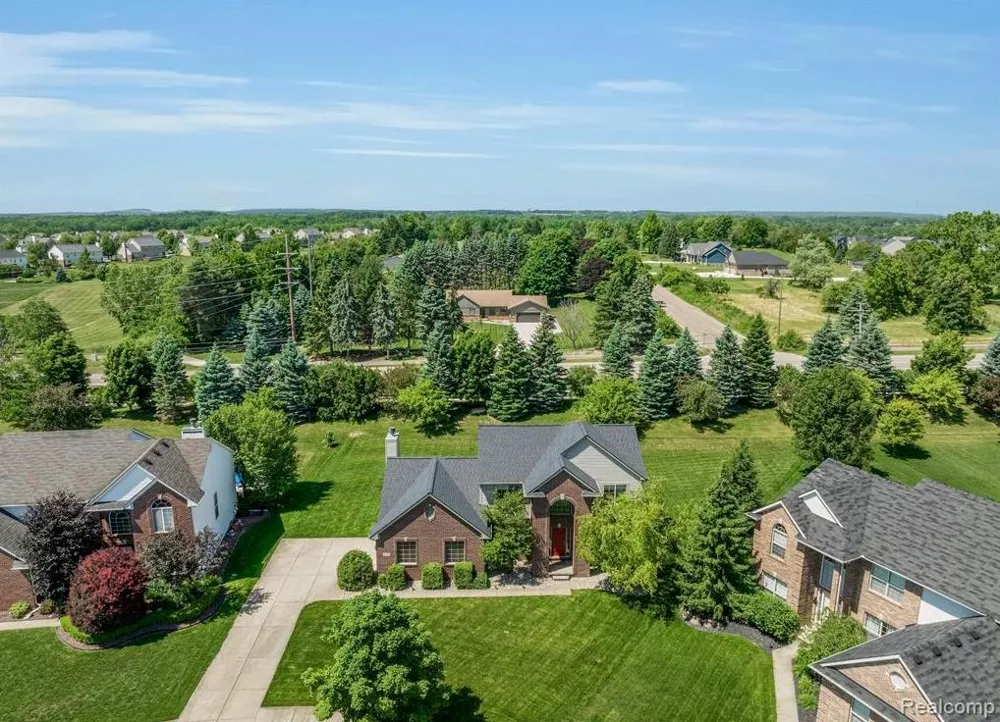 25932 Cobblers Lane Lyon Charter Township, MI 48178