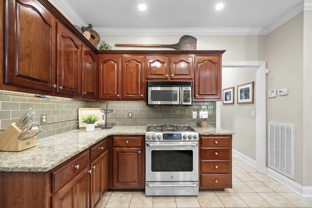 274 Yearling Trce Pleasant View, TN 37146
