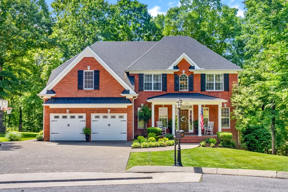 274 Yearling Trce Pleasant View, TN 37146