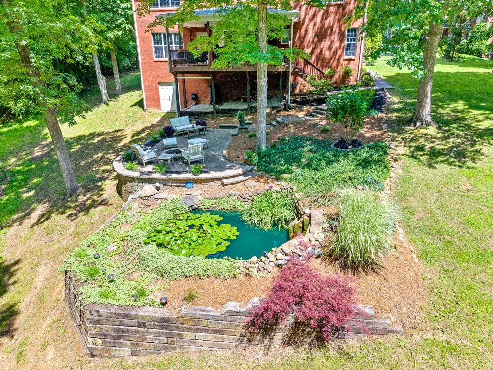 274 Yearling Trce Pleasant View, TN 37146