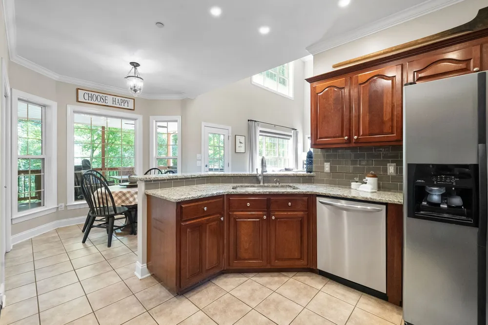274 Yearling Trce Pleasant View, TN 37146