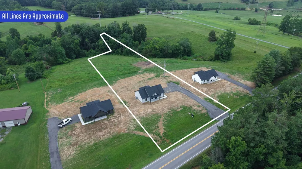 4677 Scottsville Rd Lafayette, TN 37083