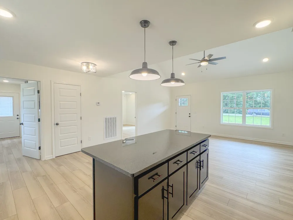 4677 Scottsville Rd Lafayette, TN 37083