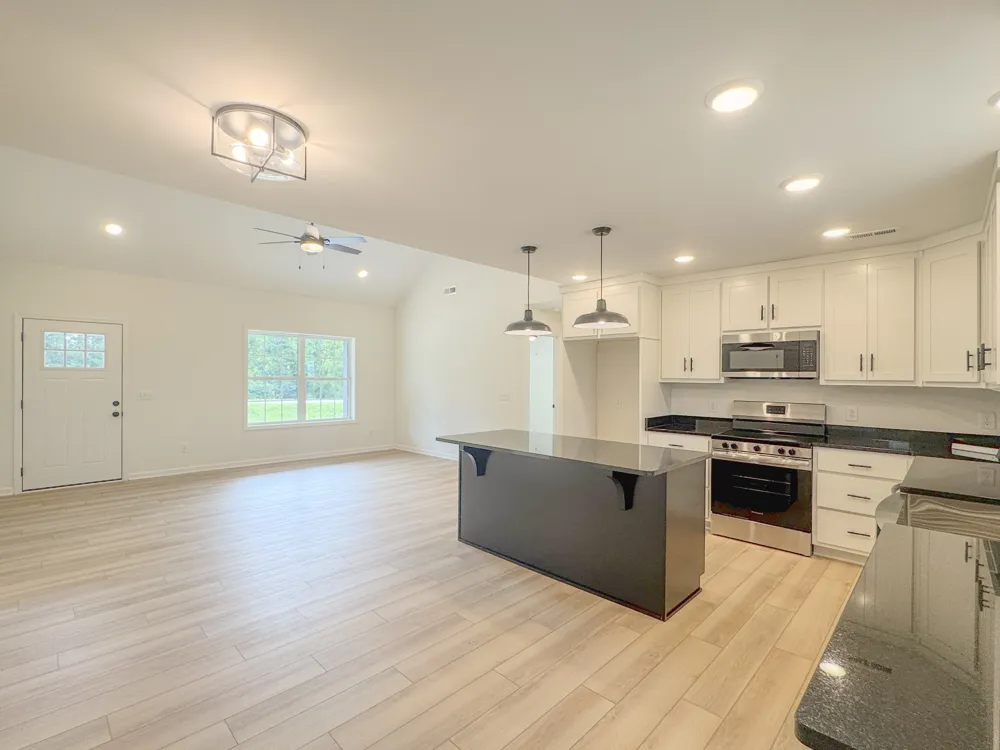 4677 Scottsville Rd Lafayette, TN 37083