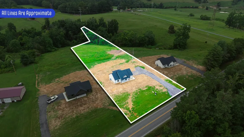 4677 Scottsville Rd Lafayette, TN 37083
