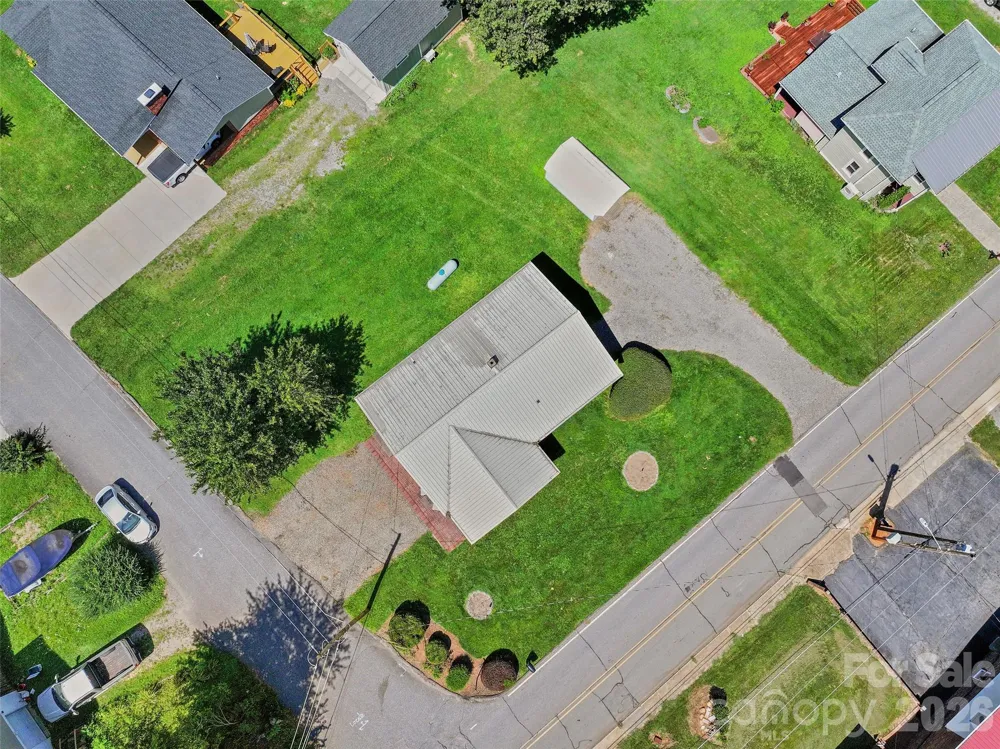354 Oakdale Road Waynesville, NC 28786