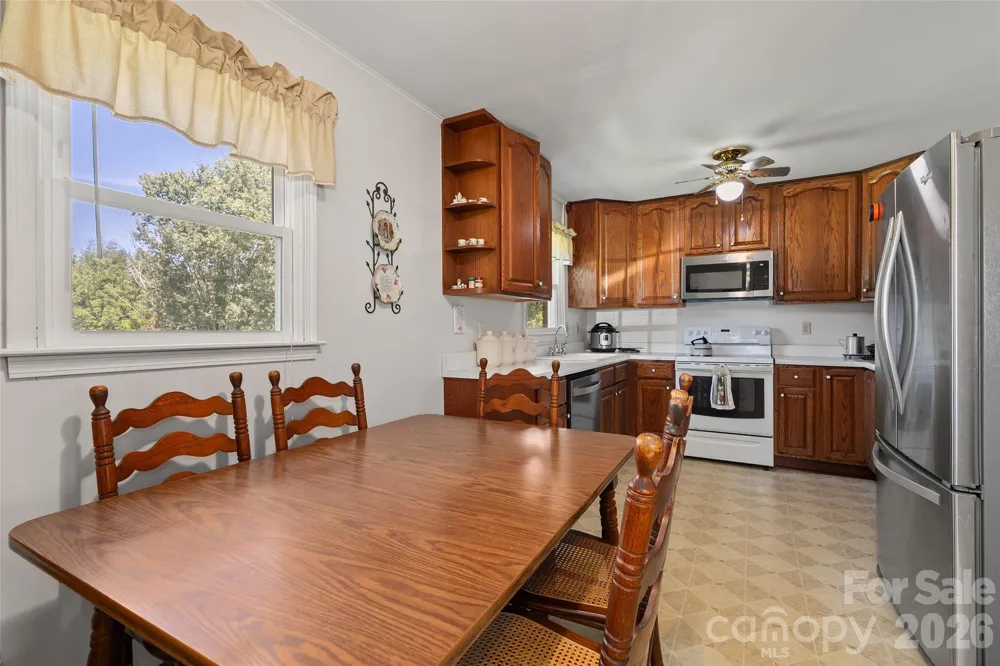354 Oakdale Road Waynesville, NC 28786