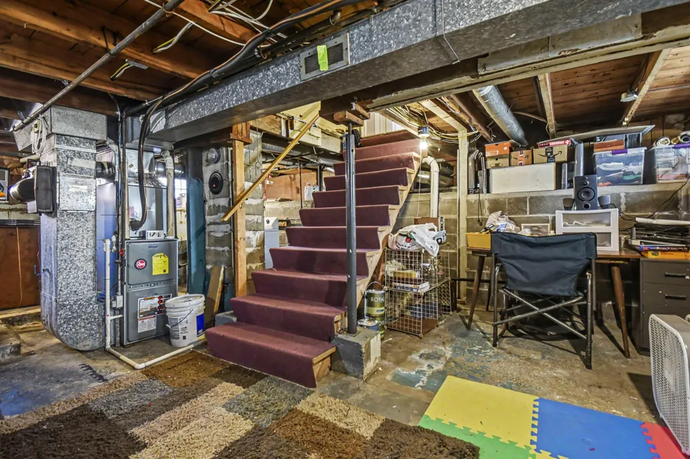 4858 Walton Avenue SW Wyoming, MI 49548