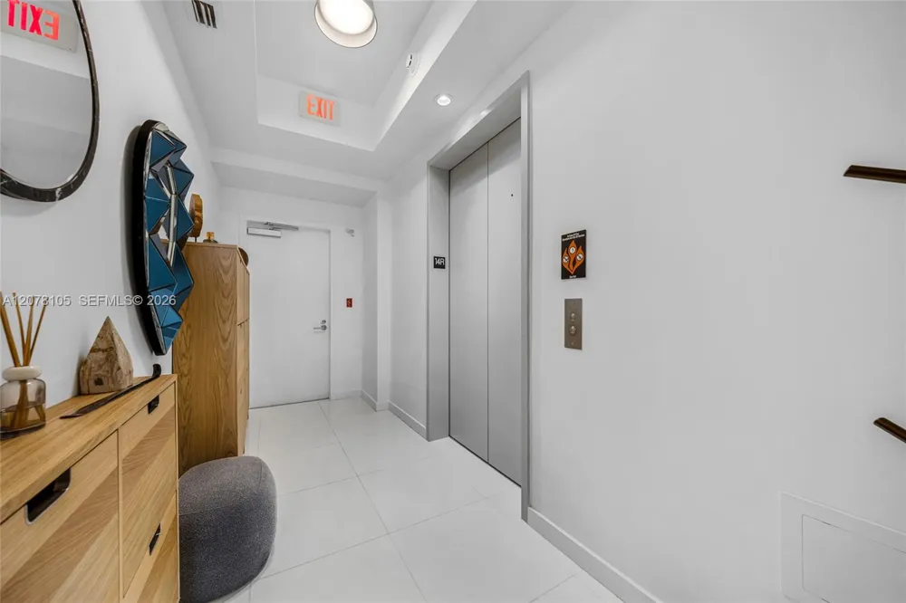 851 NE 1st Ave #1408 Miami, FL 33132