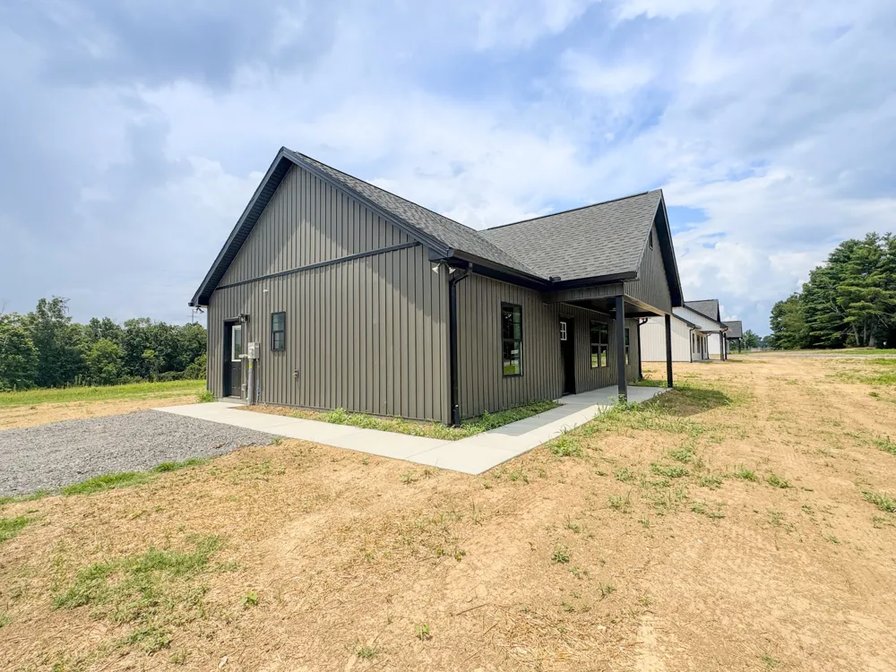 4649 Scottsville Rd Lafayette, TN 37083