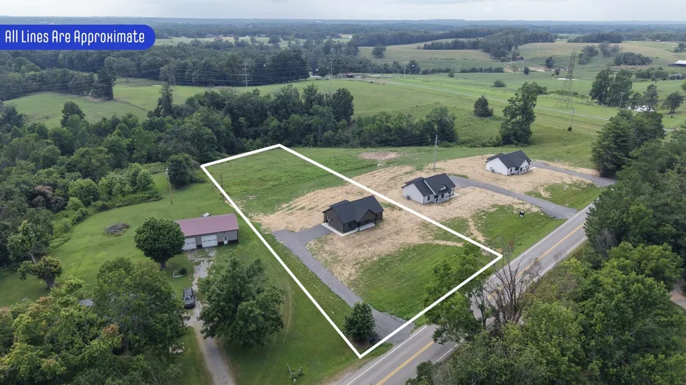 4649 Scottsville Rd Lafayette, TN 37083