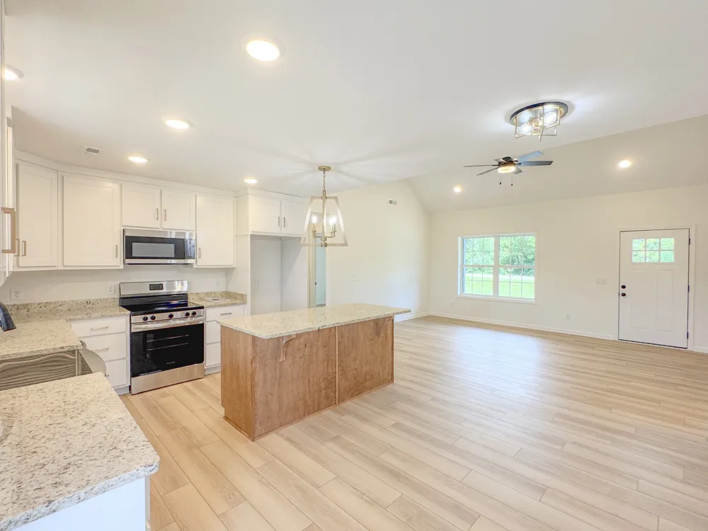 4649 Scottsville Rd Lafayette, TN 37083