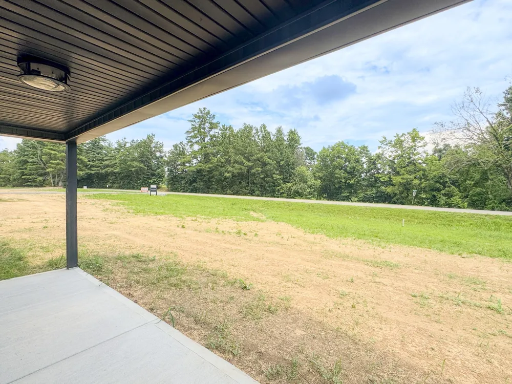 4649 Scottsville Rd Lafayette, TN 37083