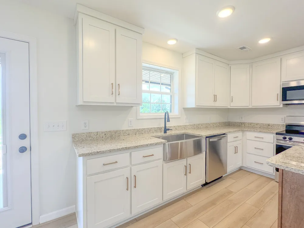 4649 Scottsville Rd Lafayette, TN 37083