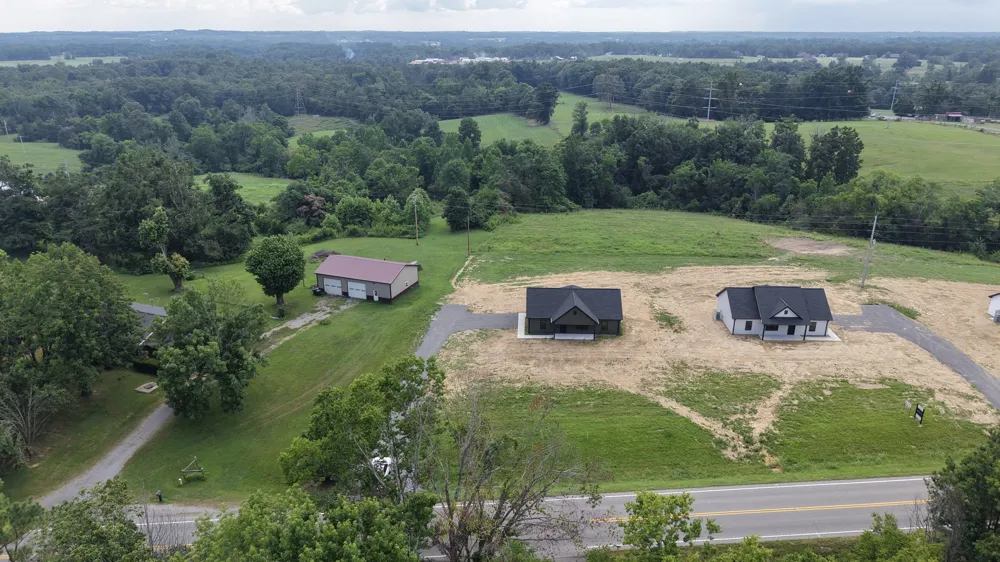 4649 Scottsville Rd Lafayette, TN 37083