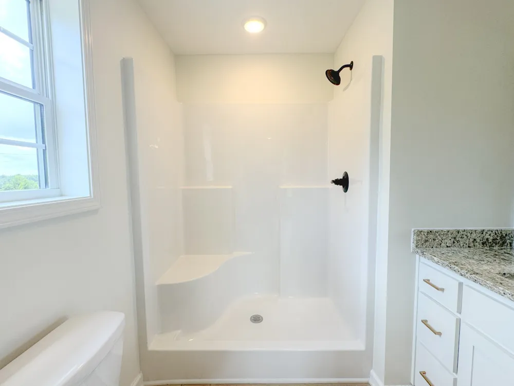 4649 Scottsville Rd Lafayette, TN 37083