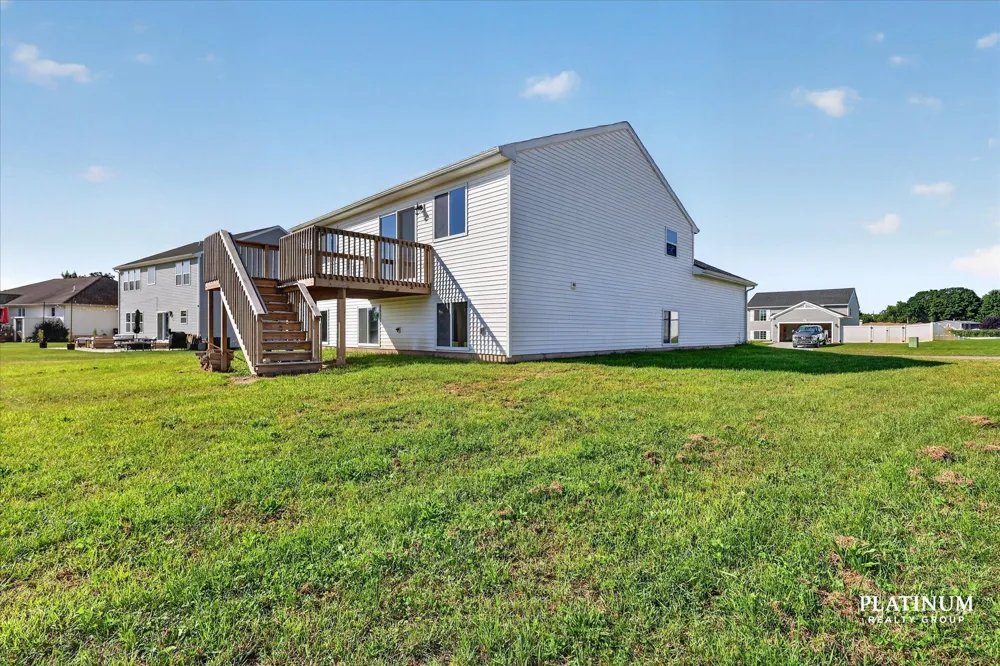 217 Vansen Drive Kent City Village, MI 49330
