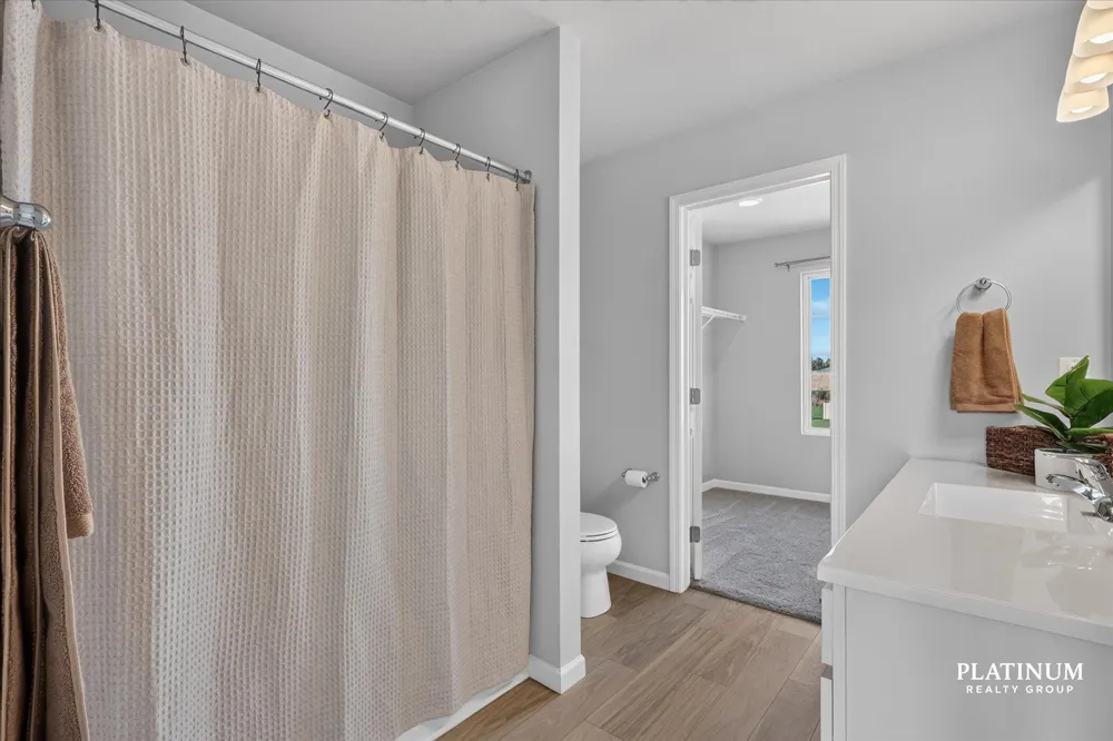 217 Vansen Drive Kent City Village, MI 49330