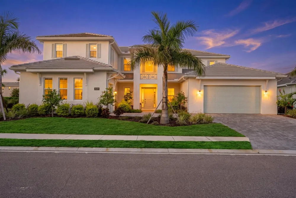 8129 NEVIS RUN Lakewood Ranch, FL 34202