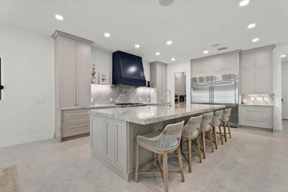 8129 NEVIS RUN Lakewood Ranch, FL 34202