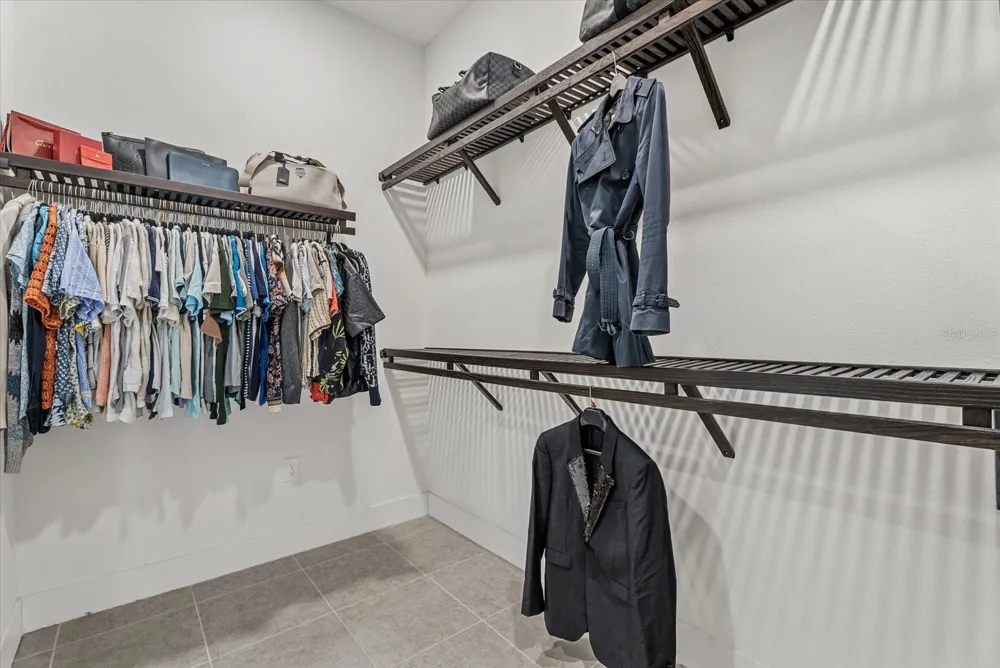 8129 NEVIS RUN Lakewood Ranch, FL 34202