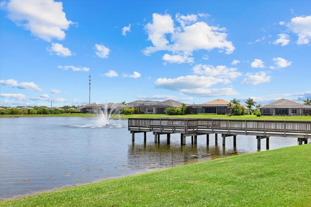 8129 NEVIS RUN Lakewood Ranch, FL 34202