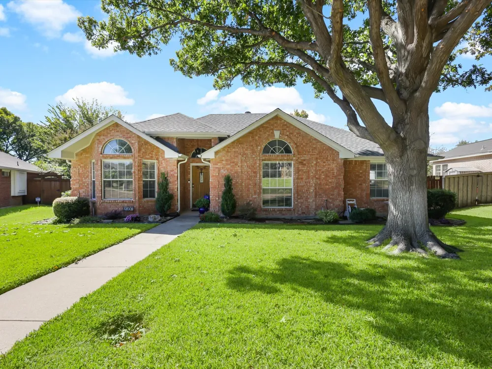 2307 Bristol Drive Carrollton, TX 75006