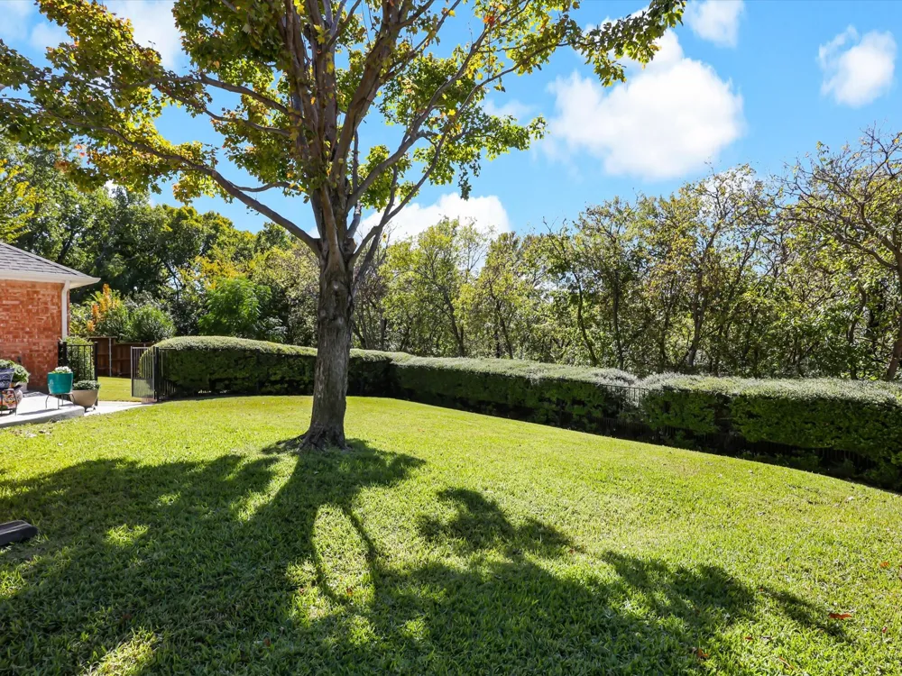2307 Bristol Drive Carrollton, TX 75006