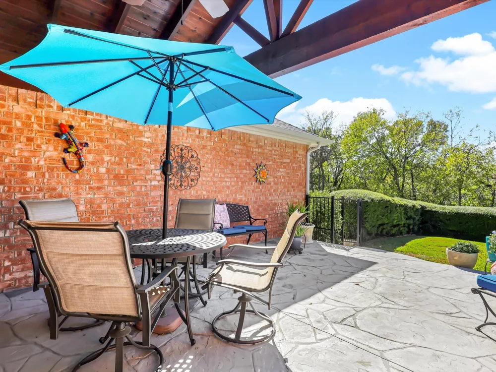 2307 Bristol Drive Carrollton, TX 75006