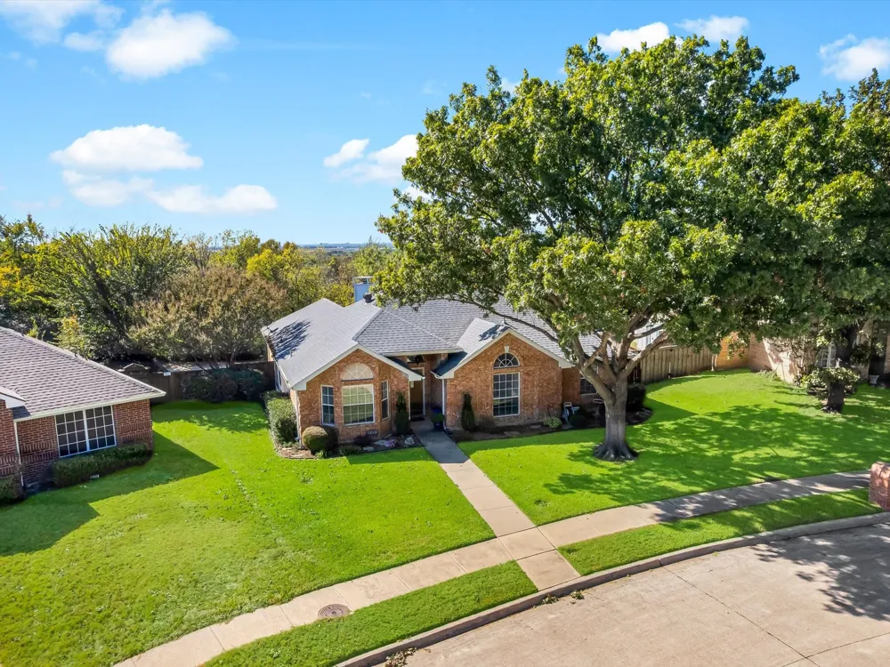 2307 Bristol Drive Carrollton, TX 75006