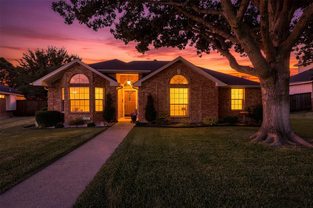 2307 Bristol Drive Carrollton, TX 75006